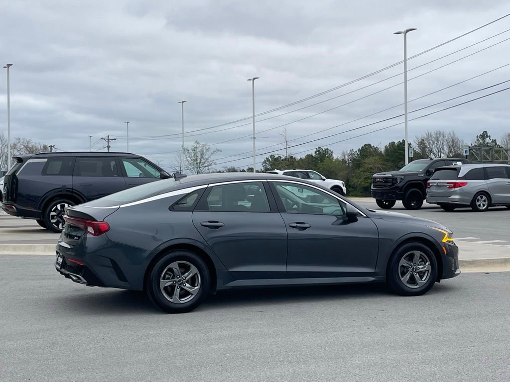 Used 2021 Kia K5 LXS FWD image 8