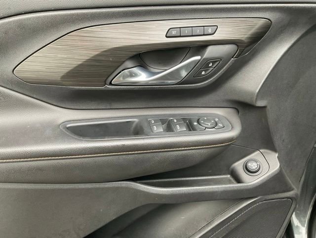 Certified 2020 GMC Terrain SLT w/ Preferred Package FWD image 27