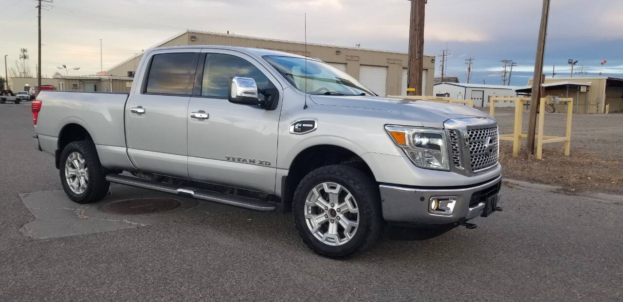 Used 2016 Nissan Titan SL AWD/4WD image 1