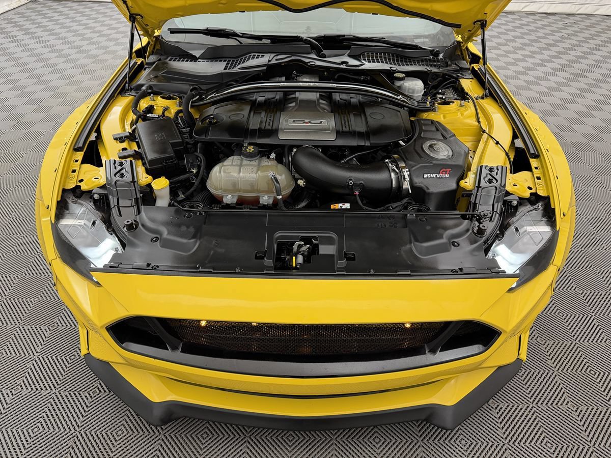 Used 2018 Ford Mustang GT Premium w/ GT Performance Package RWD image 40