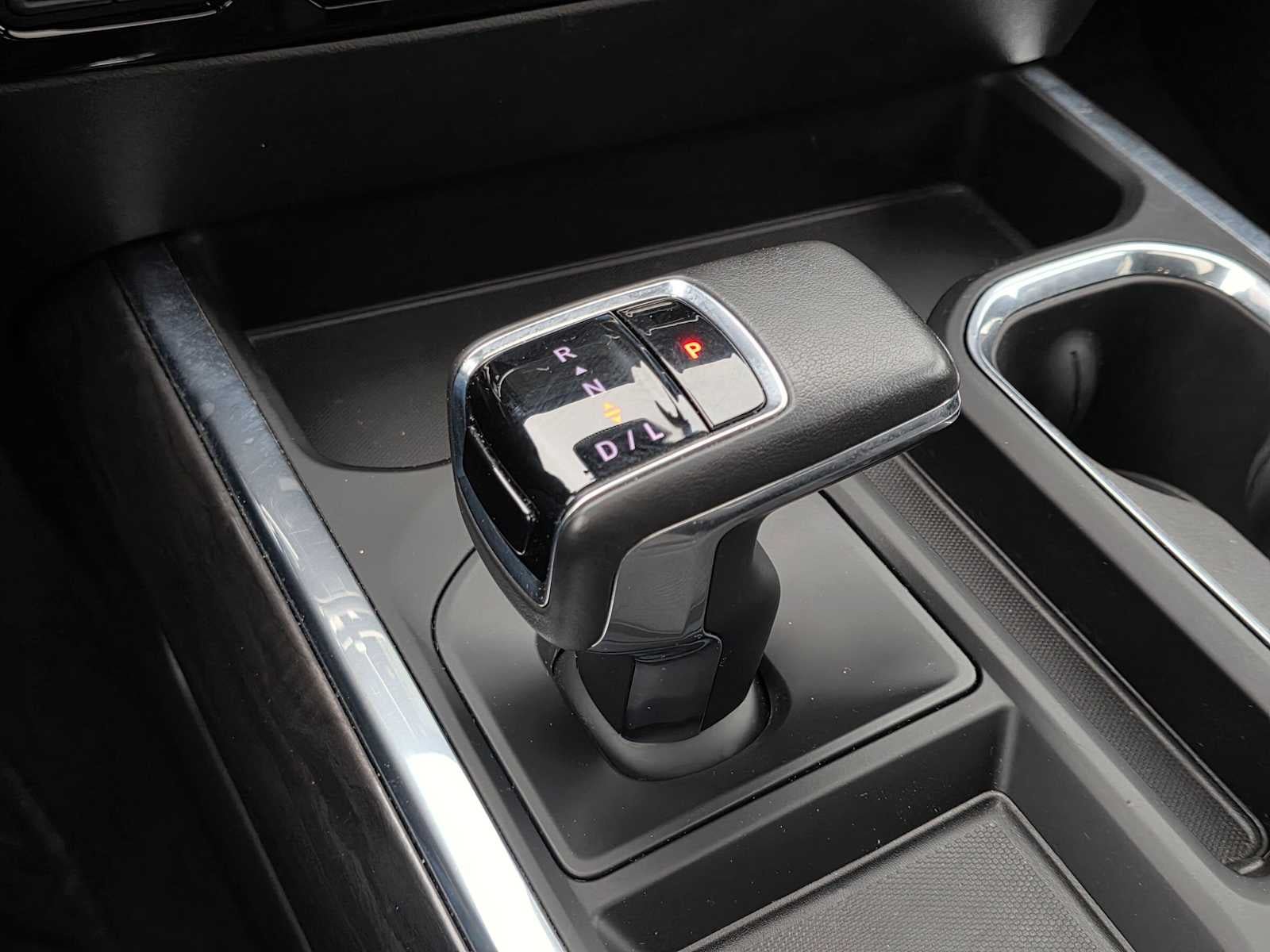 Used 2022 Chevrolet Silverado 1500 LTZ AWD/4WD image 35