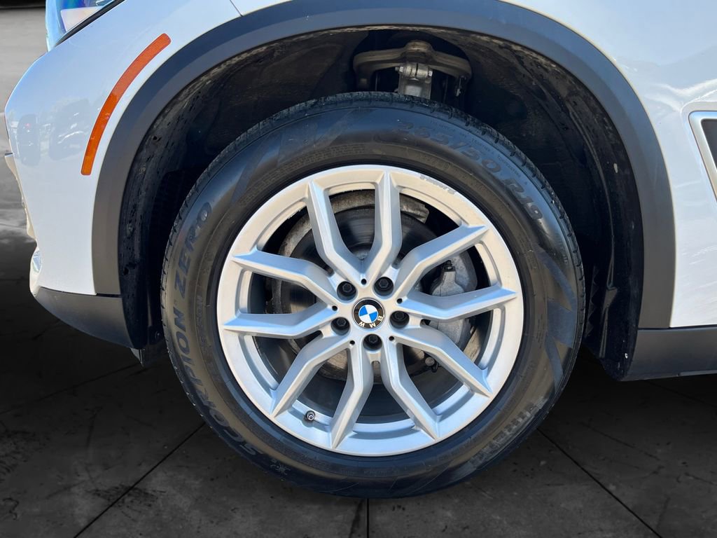 Used 2020 BMW X5 xDrive40i w/ Premium Package image 14