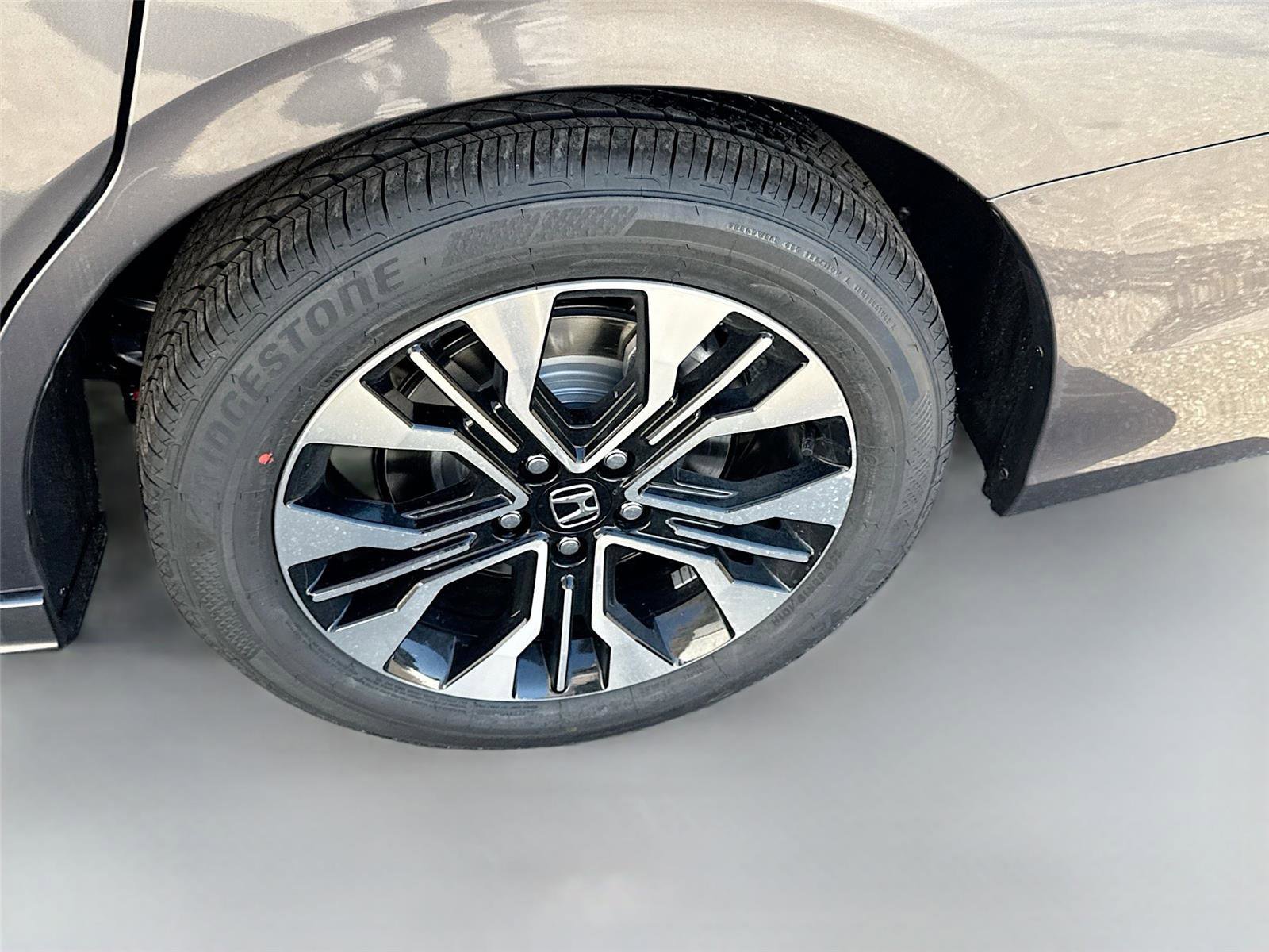 New 2026 Honda Odyssey Elite image 32