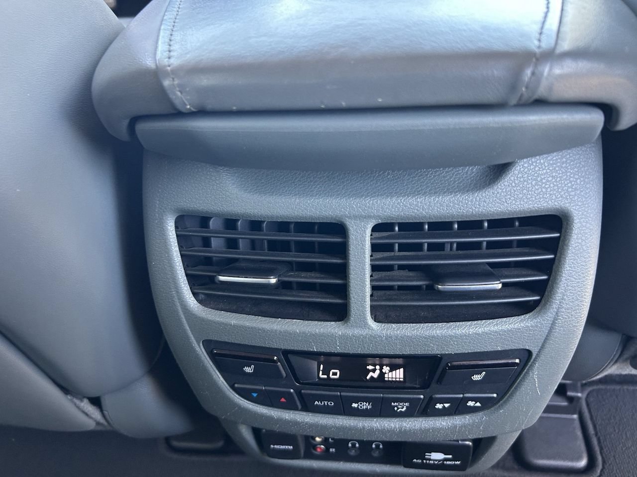 Used 2014 Acura MDX w/ Advance & Entertainment Pac FWD image 16