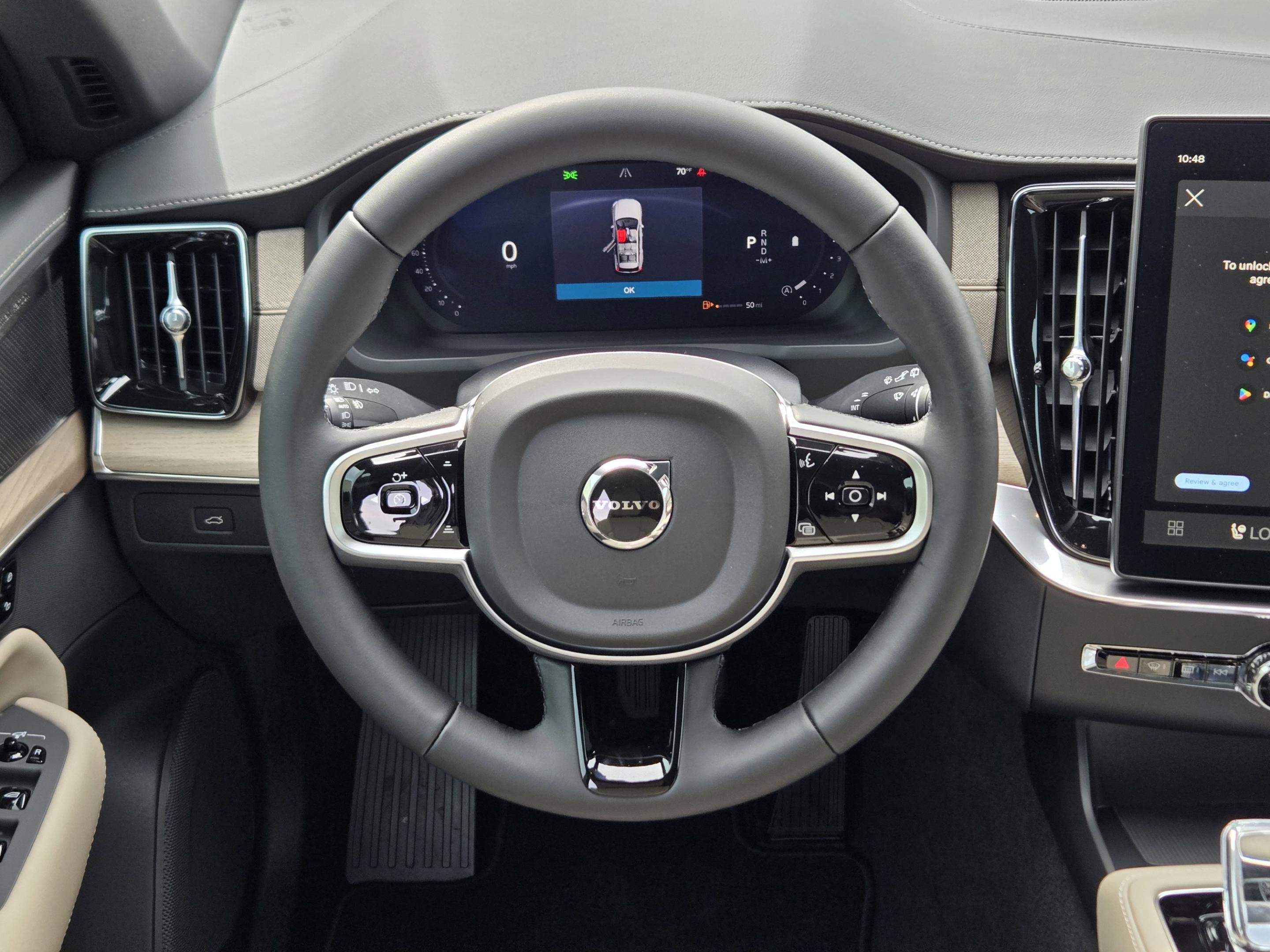 New 2026 Volvo XC90 B6 Plus w/ Protection Package Premier image 21