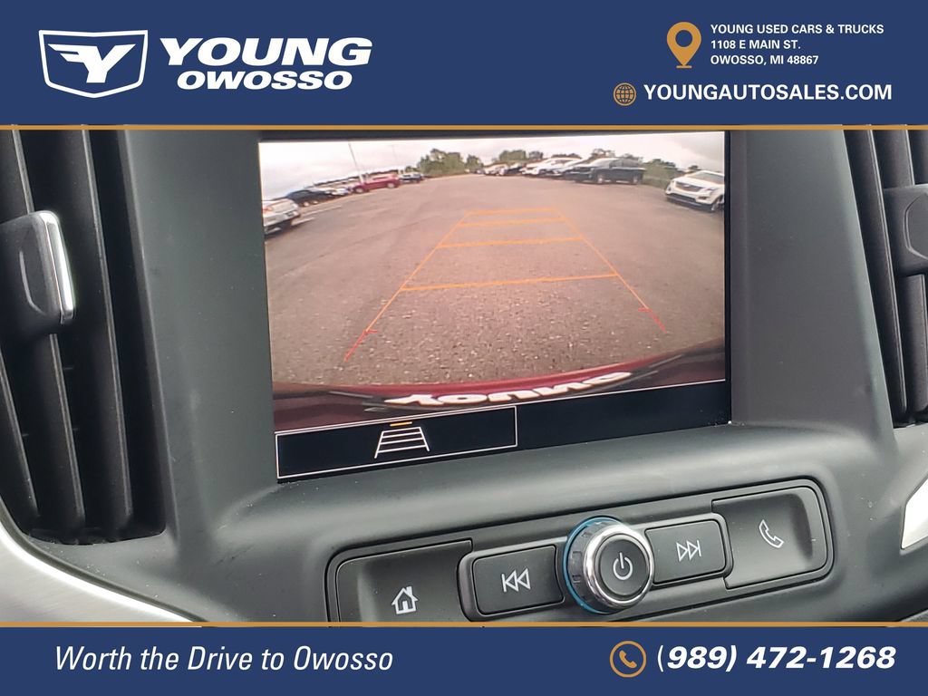 Used 2024 GMC Terrain SLE w/ Driver Convenience Package FWD image 18