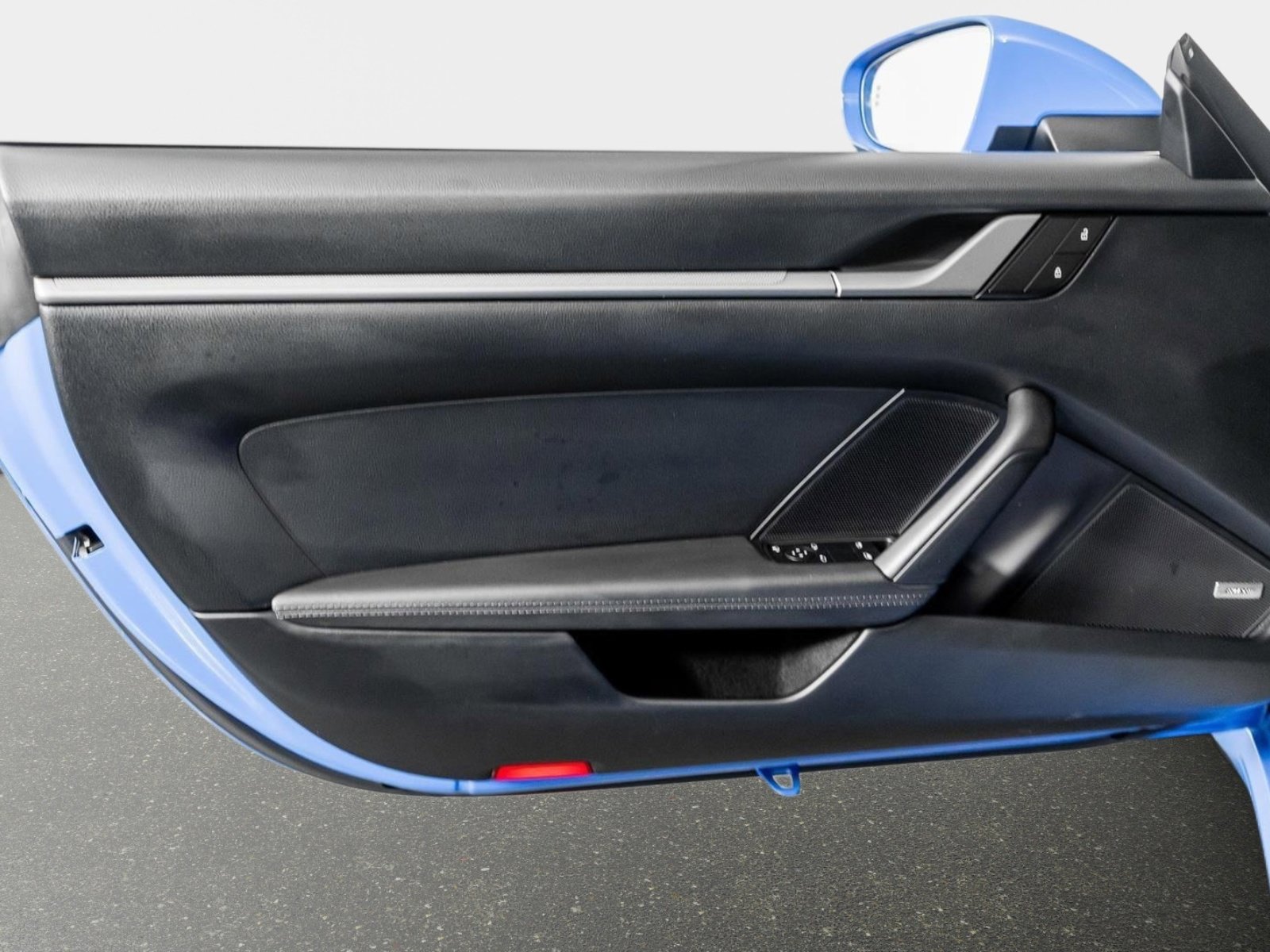 Used 2022 Porsche 911 Carrera RWD image 45