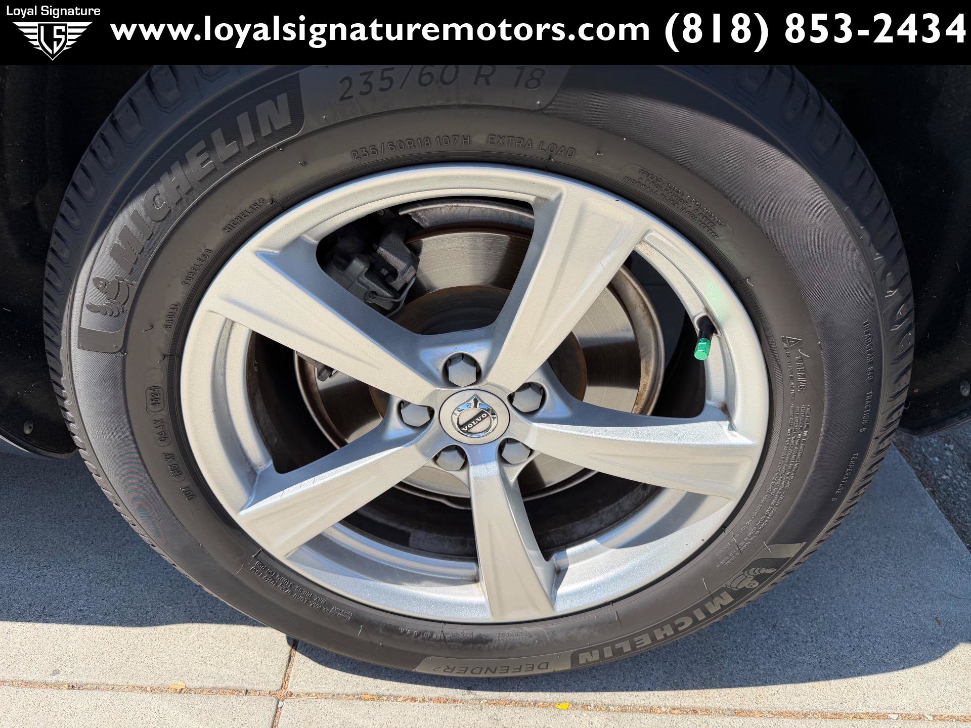 Used 2018 Volvo XC90 T5 Momentum AWD/4WD image 36