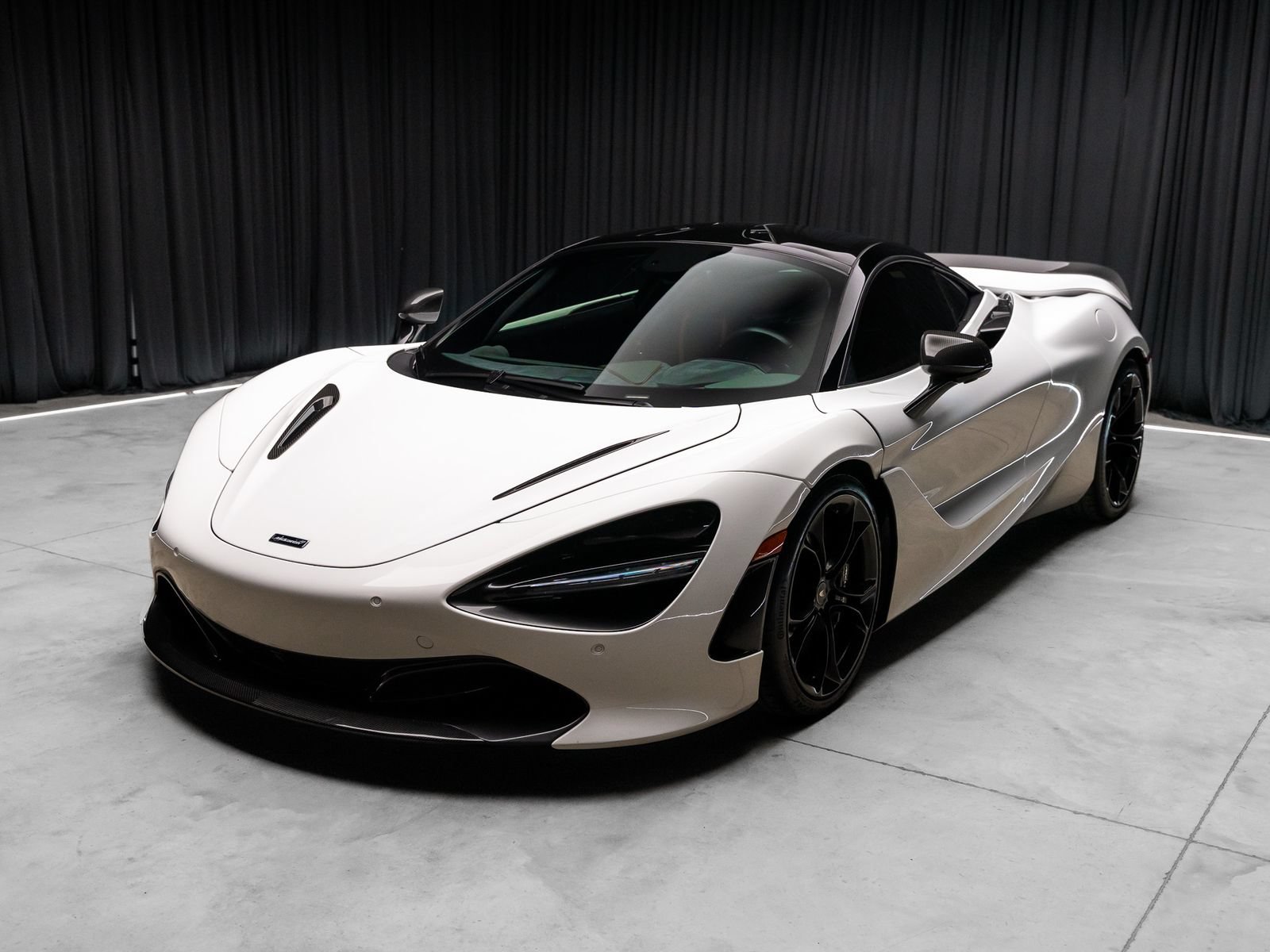 Used 2019 McLaren 720S Performance RWD image 21