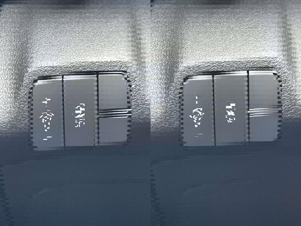 New 2026 Hyundai Elantra SEL Sport Premium image 18