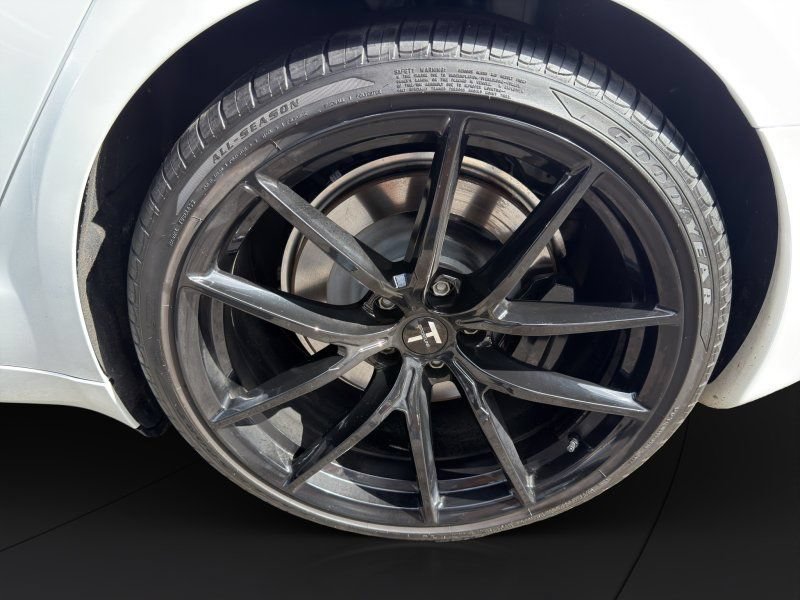 Used 2022 Tesla Model S AWD/4WD image 22
