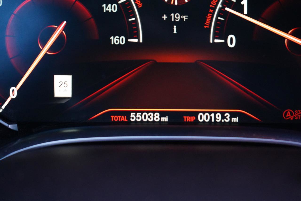 Used 2018 BMW 750i xDrive image 42