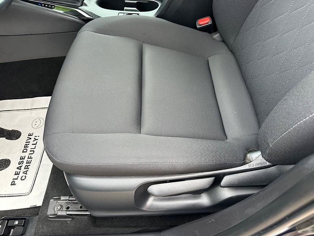 Certified 2024 Toyota Corolla LE FWD image 13