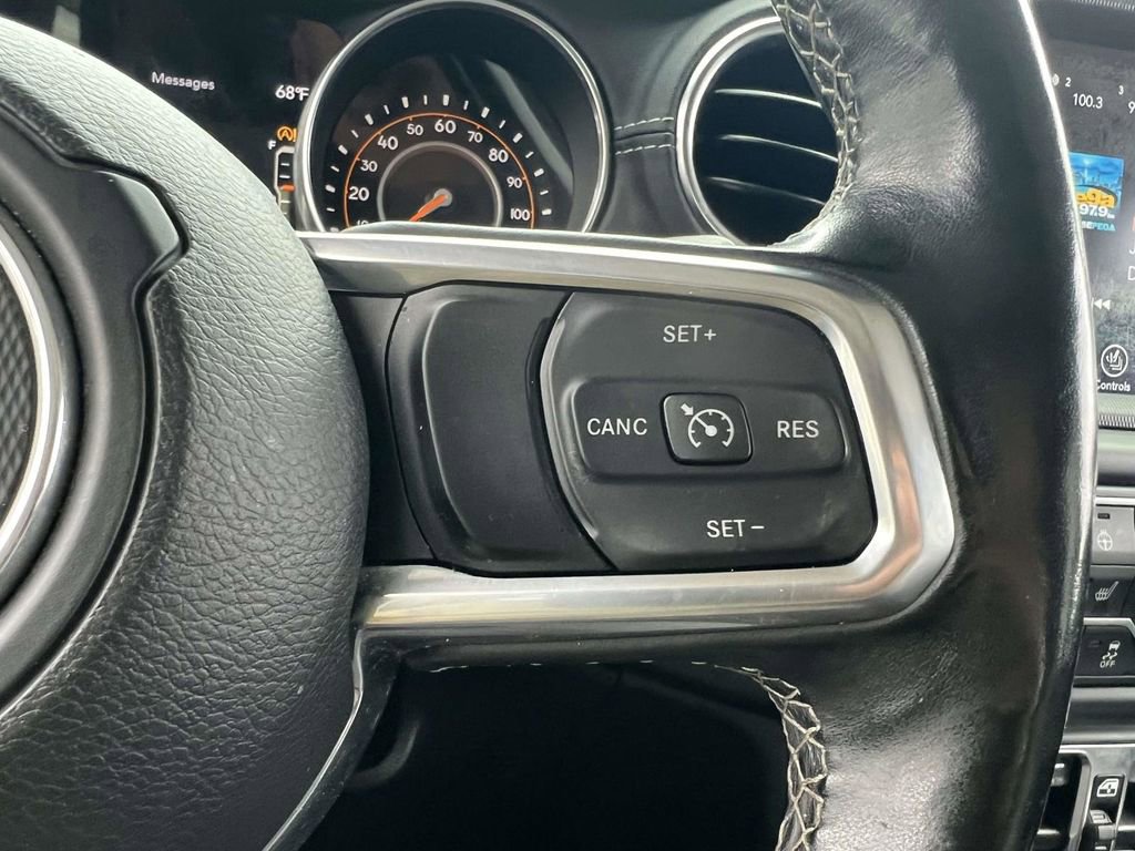 Certified 2020 Jeep Gladiator Overland image 29