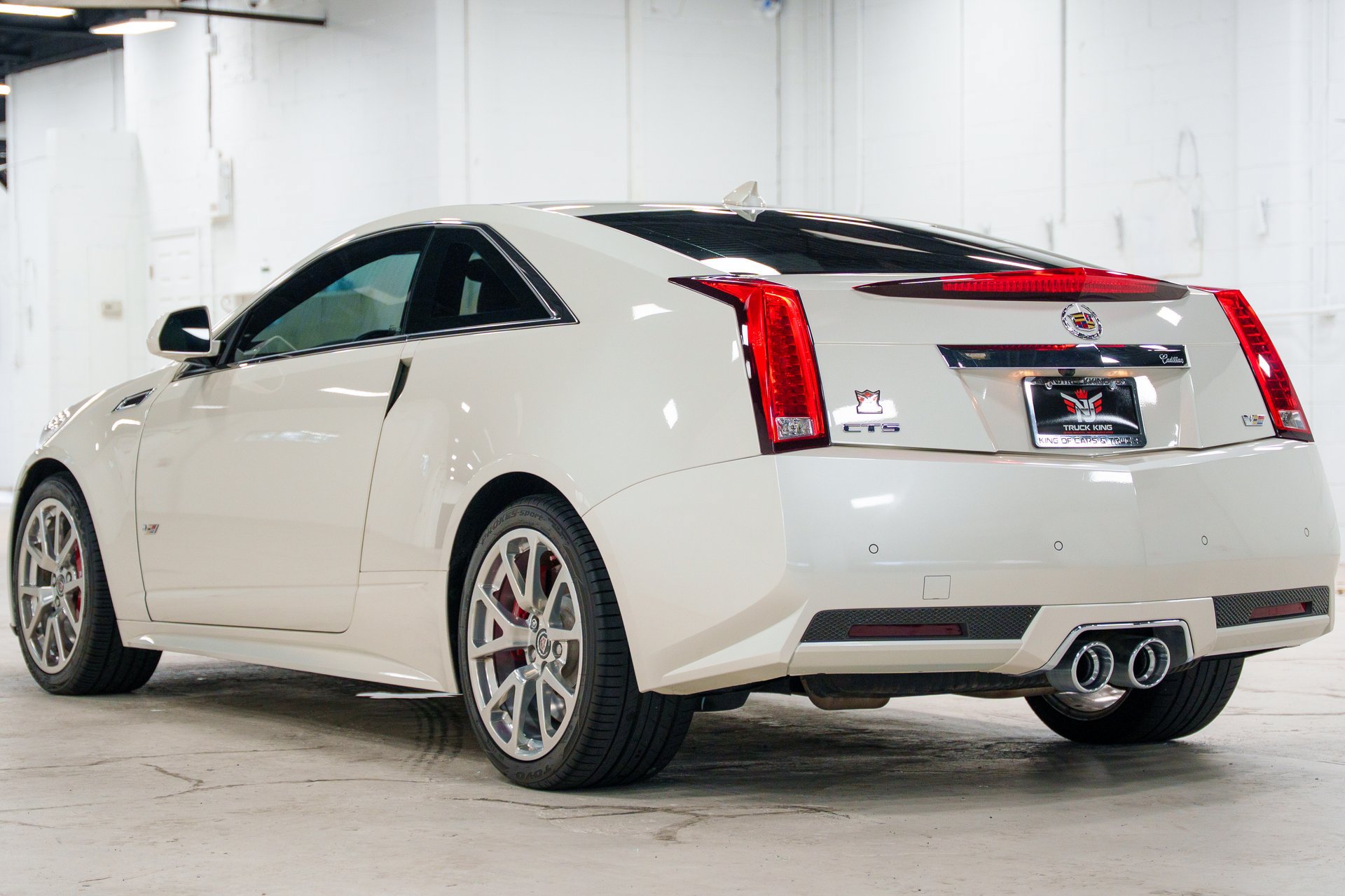 Used 2013 Cadillac CTS V RWD image 12