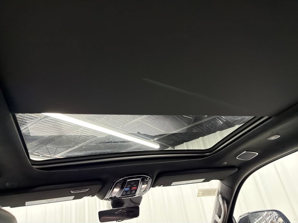 New 2026 Jeep Grand Wagoneer L Summit AWD/4WD image 19