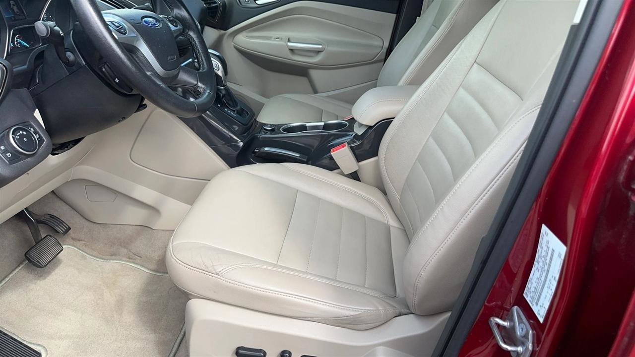 Used 2016 Ford Escape Titanium w/ Equipment Group 301A image 33