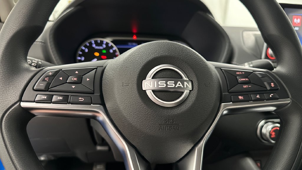 Used 2024 Nissan Sentra SV FWD image 16