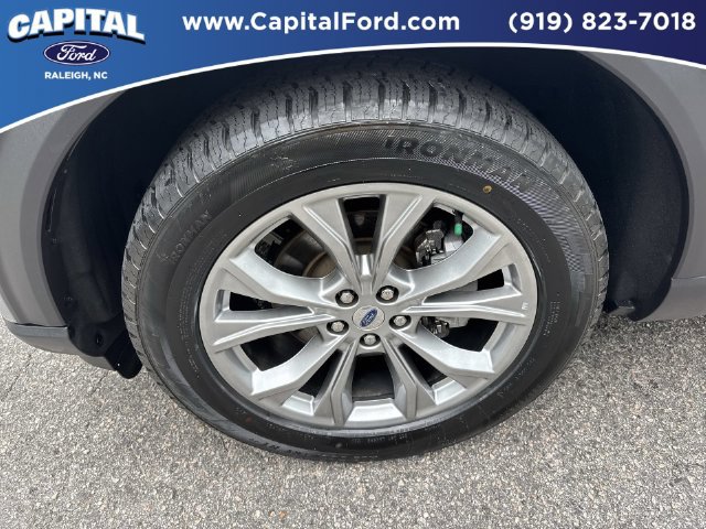 Certified 2023 Ford Explorer XLT w/ Equipment Group 202A AWD/4WD image 13