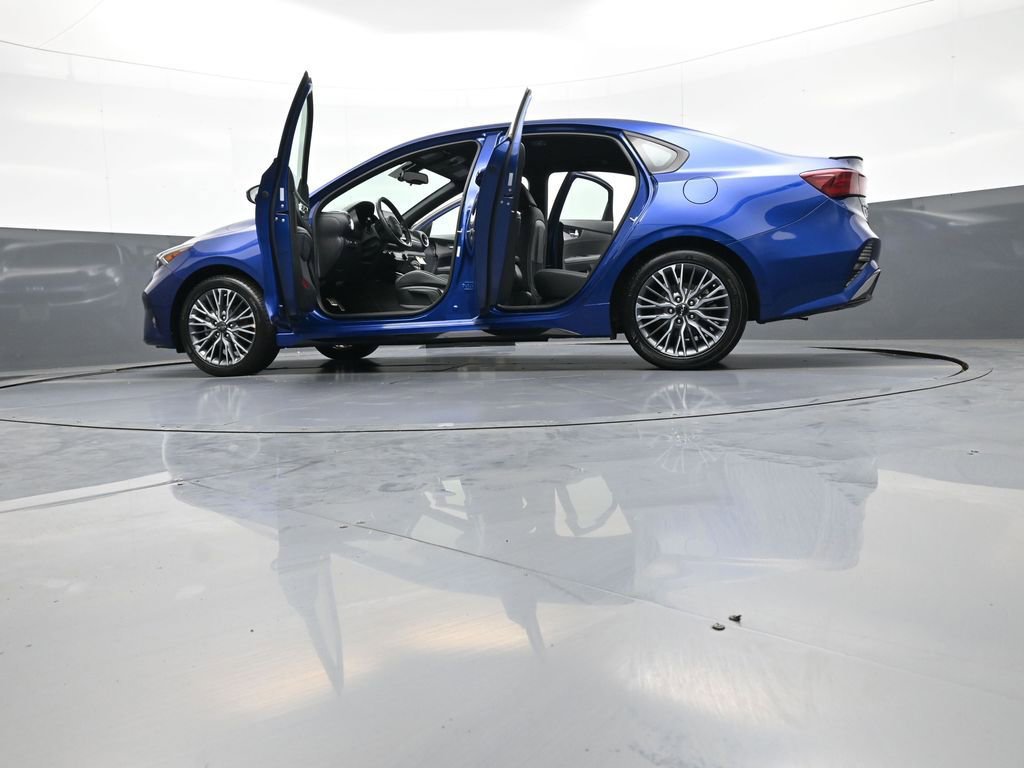 Certified 2024 Kia Forte GT-Line FWD image 47