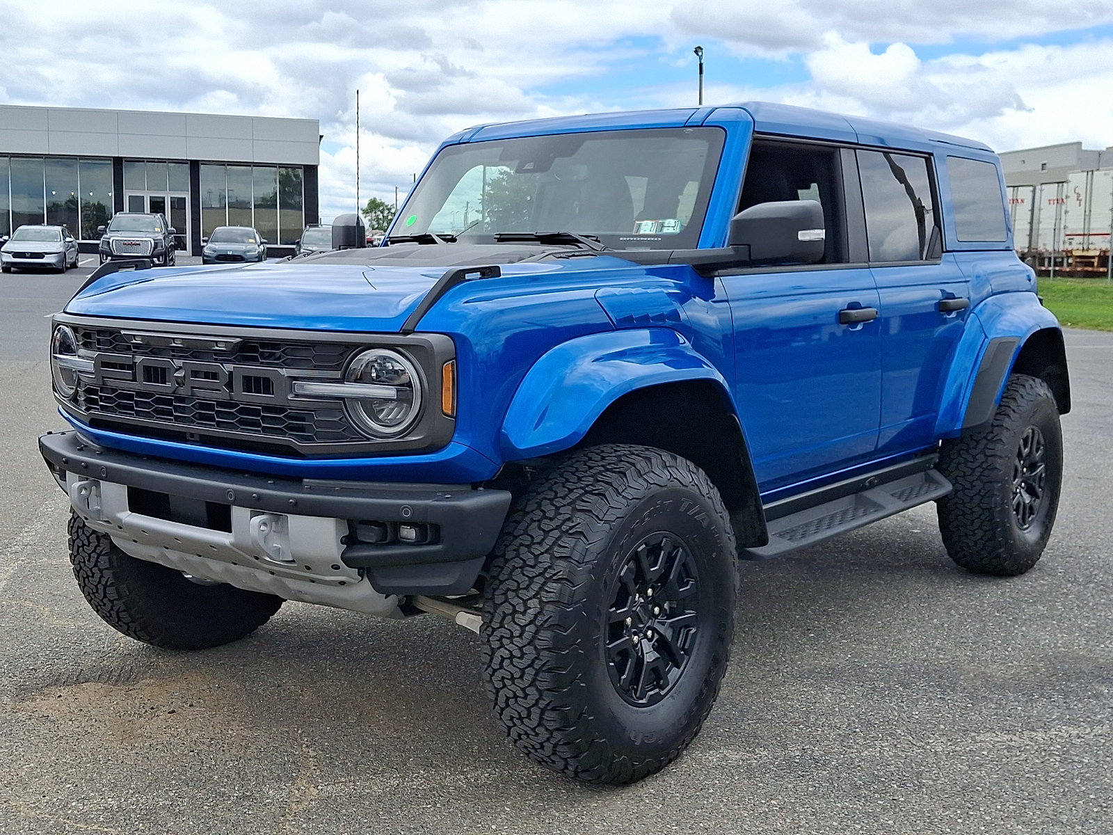 Used 2025 Ford Bronco Raptor w/ Interior Carbon Fiber Pack AWD/4WD image 3