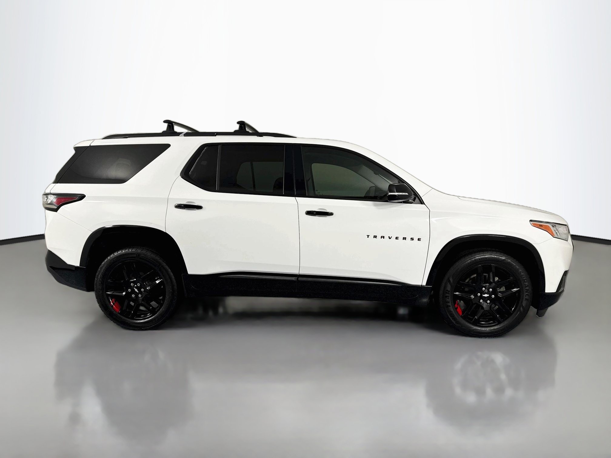 Used 2018 Chevrolet Traverse Premier w/ Redline Edition AWD/4WD image 4