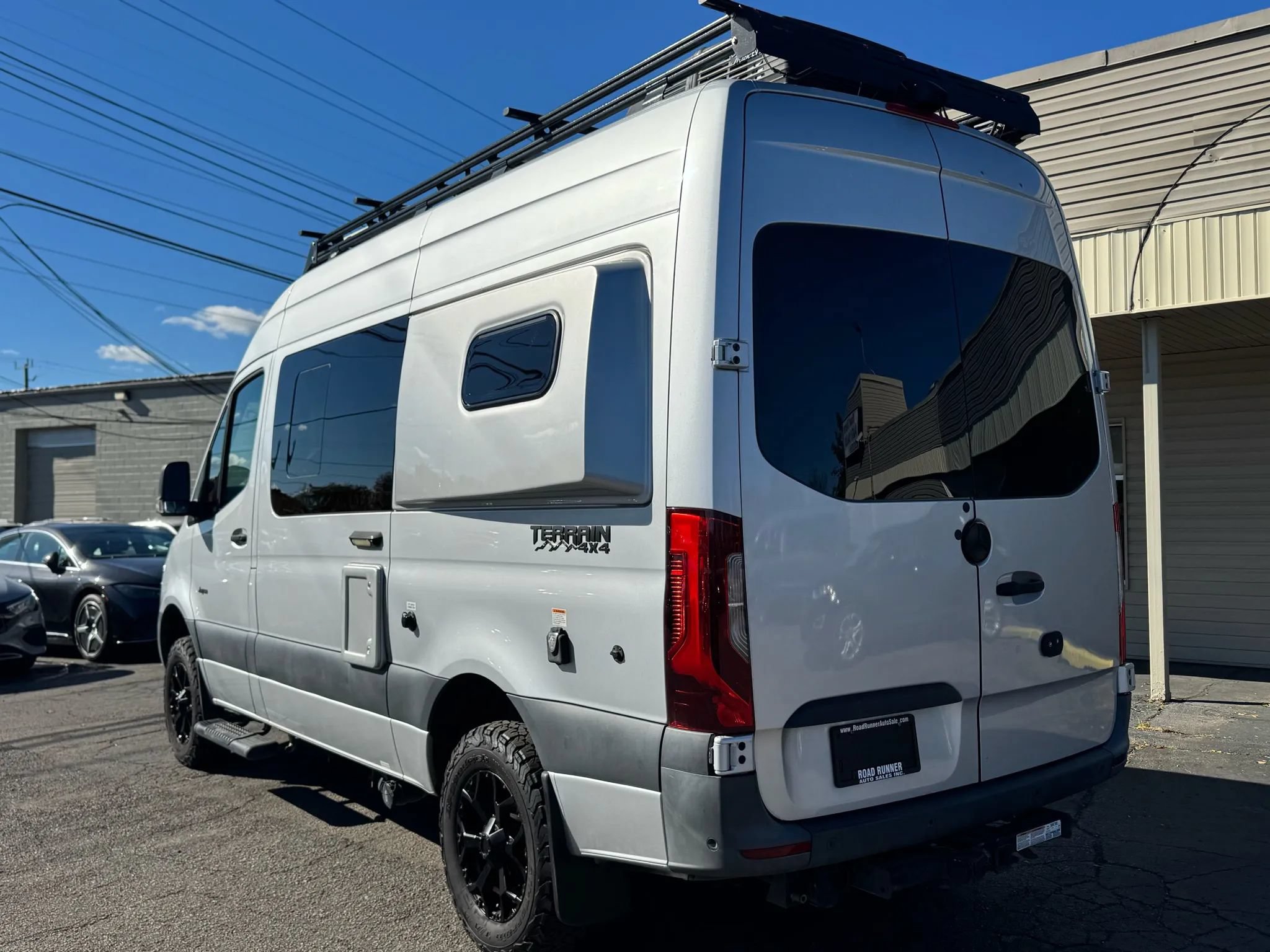 Used 2022 Mercedes-Benz Sprinter 2500 image 9