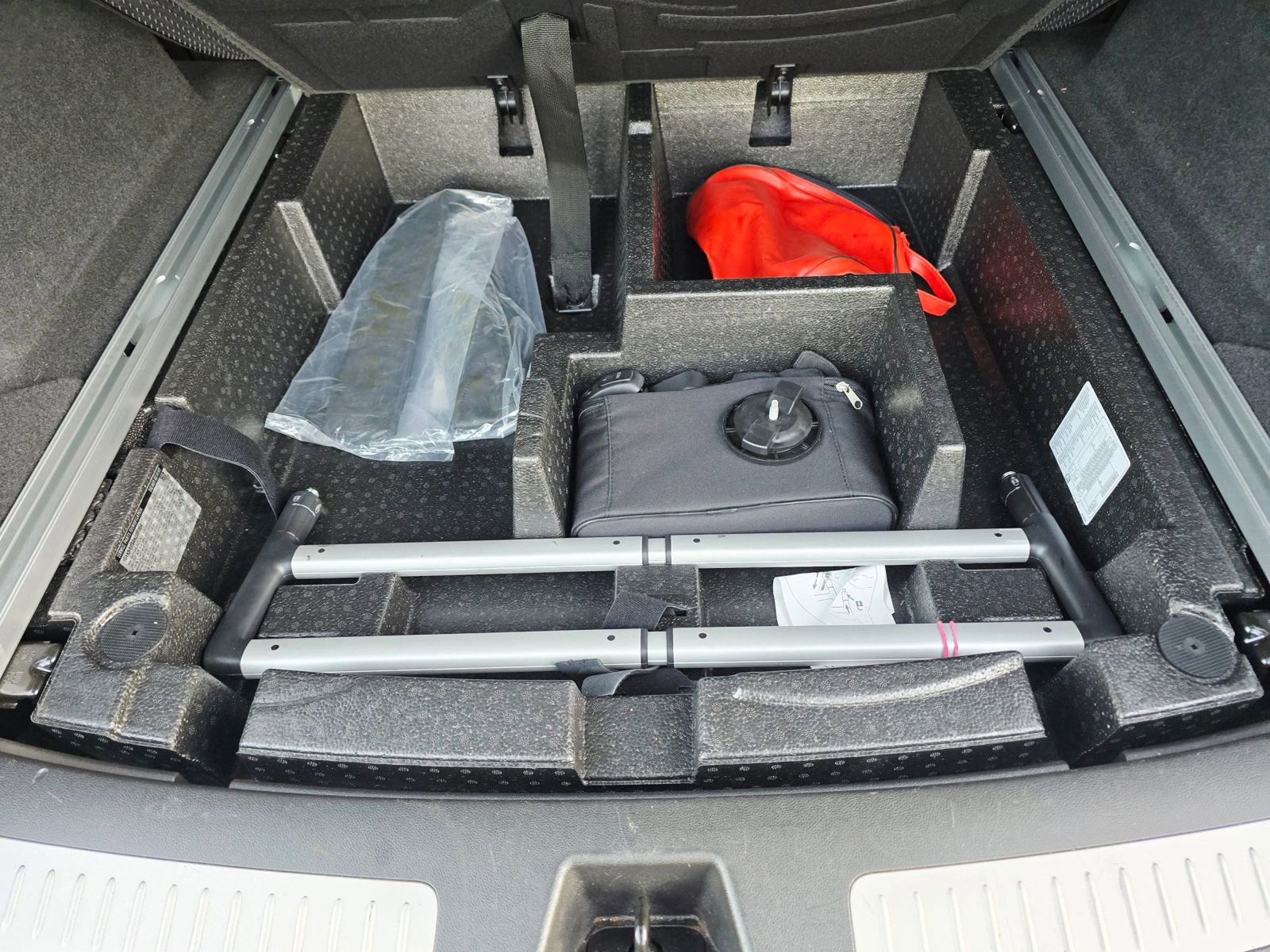 Used 2017 Cadillac XT5 Luxury w/ Driver Awareness Package image 43