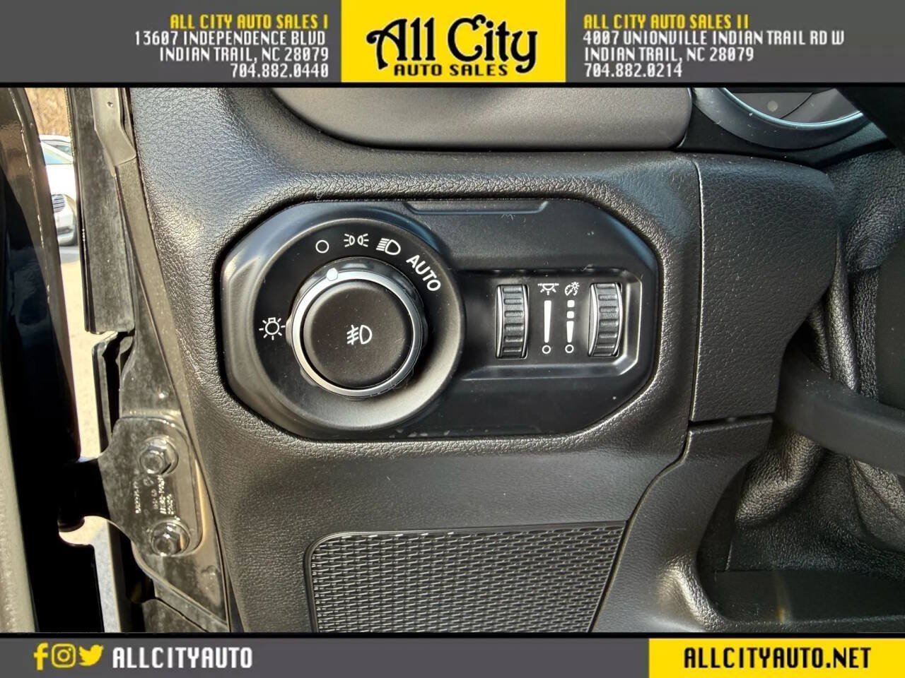 Used 2021 Jeep Wrangler Unlimited Sport AWD/4WD image 23