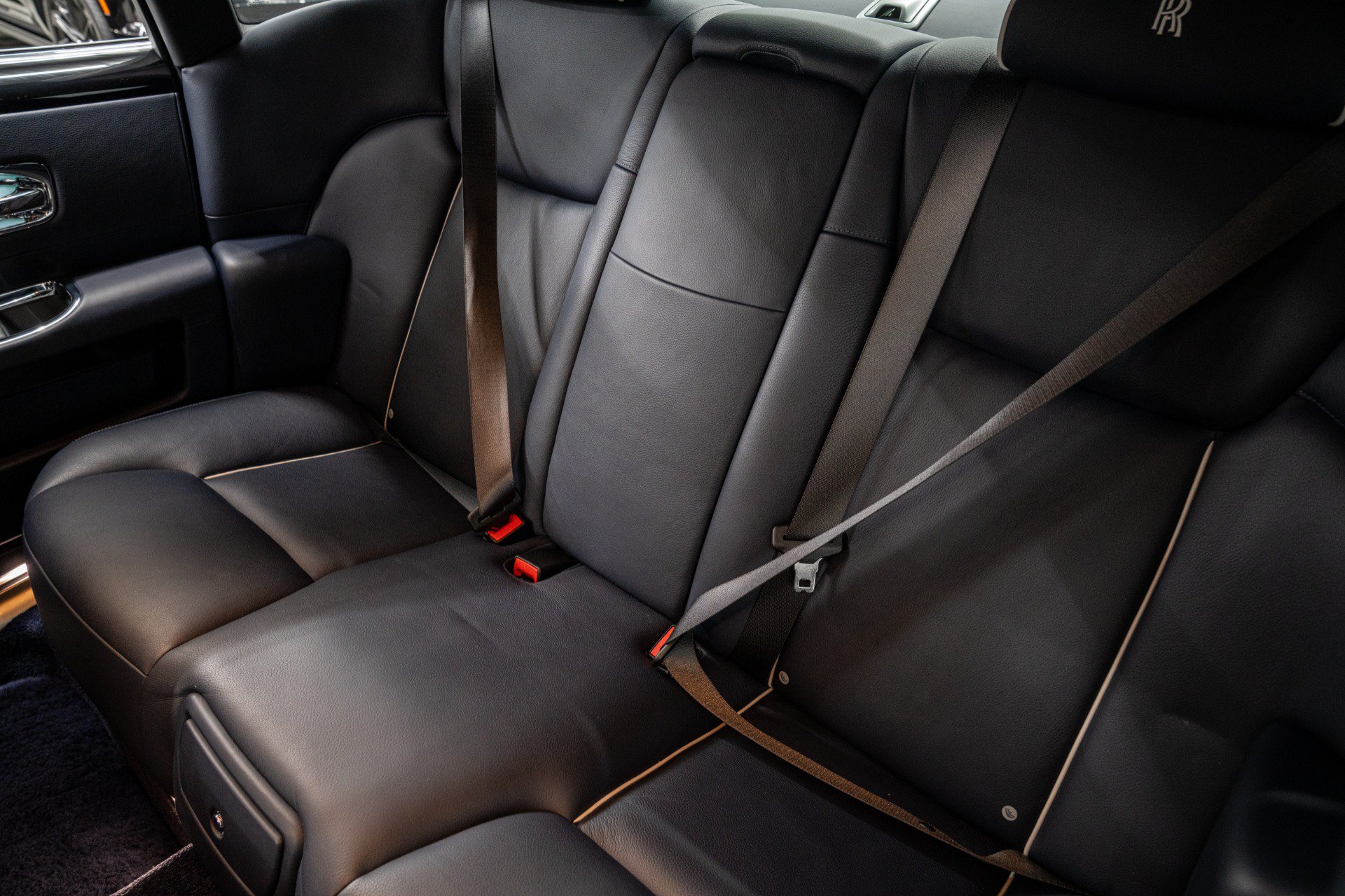 Used 2020 Rolls-Royce Ghost RWD image 35