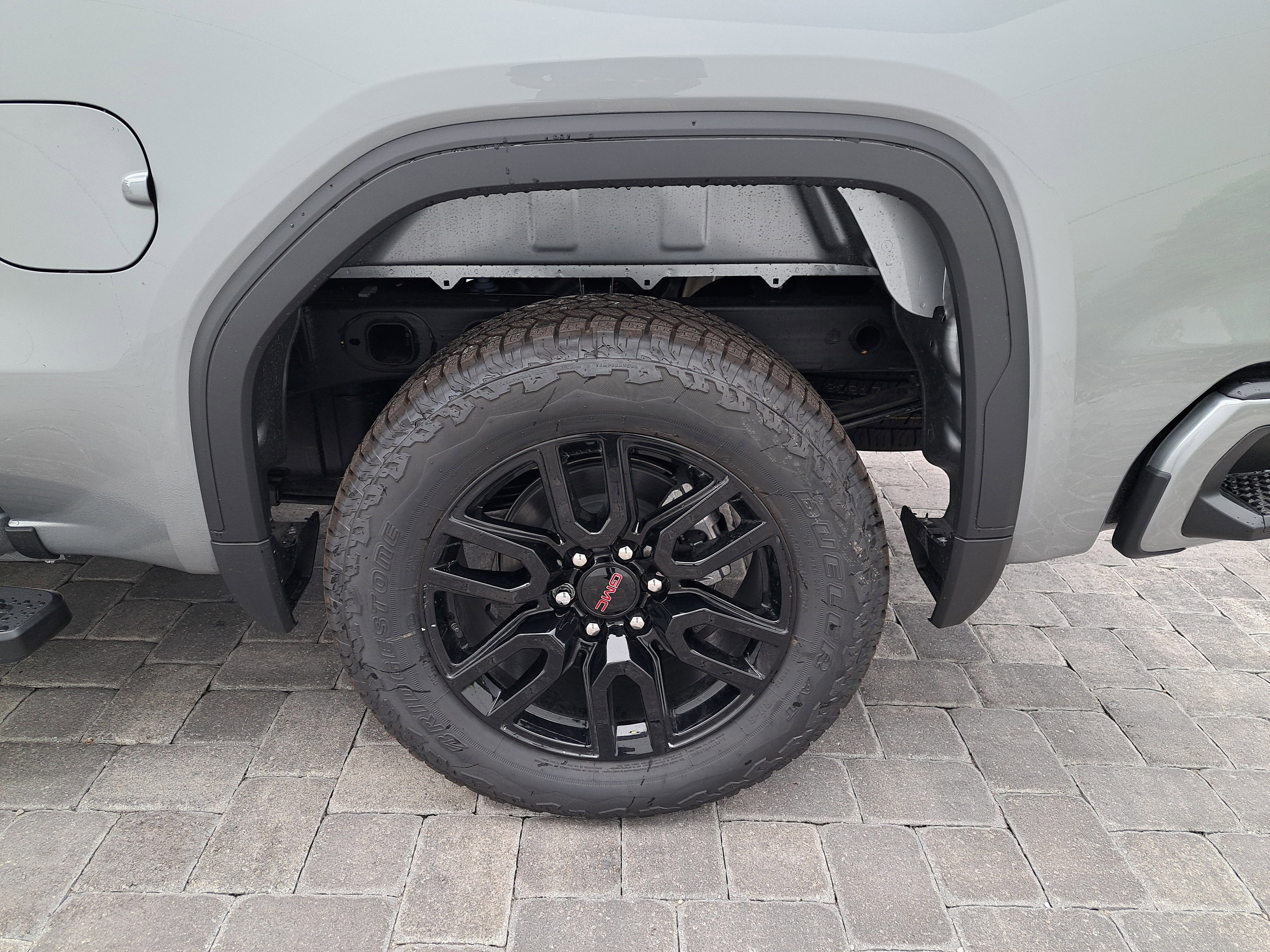 New 2025 GMC Sierra 1500 Elevation w/ LPO, Elevation Black Package image 11