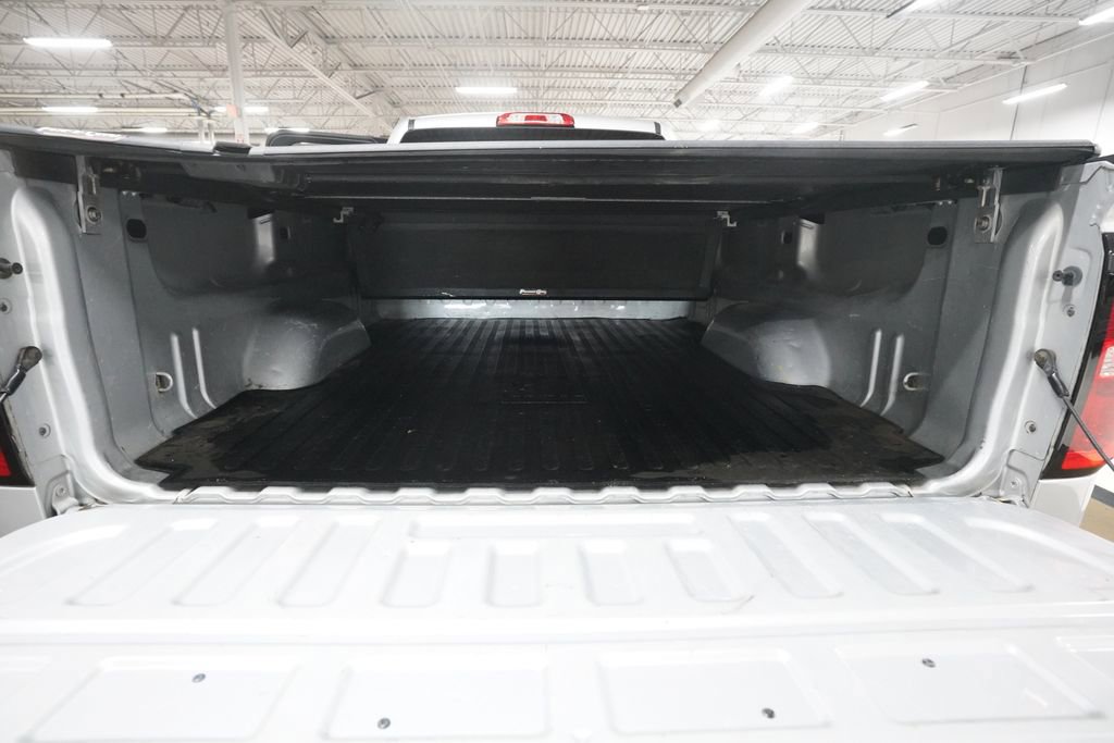 Used 2017 Chevrolet Silverado 1500 LT w/ All Star Edition AWD/4WD image 10
