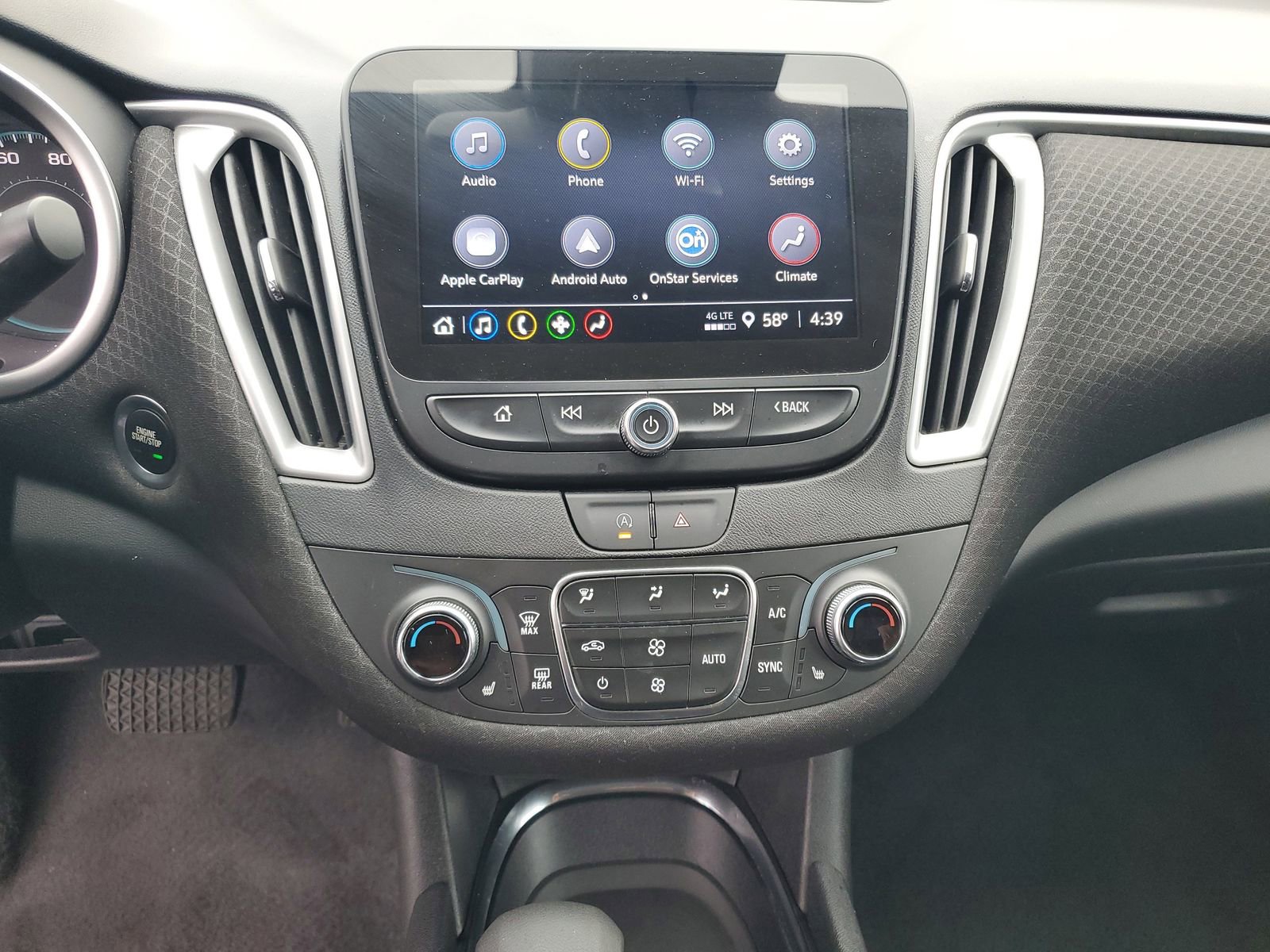 Used 2024 Chevrolet Malibu LT image 15