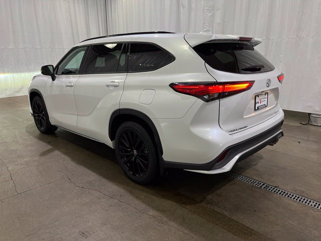 Used 2023 Toyota Highlander XSE AWD/4WD image 7