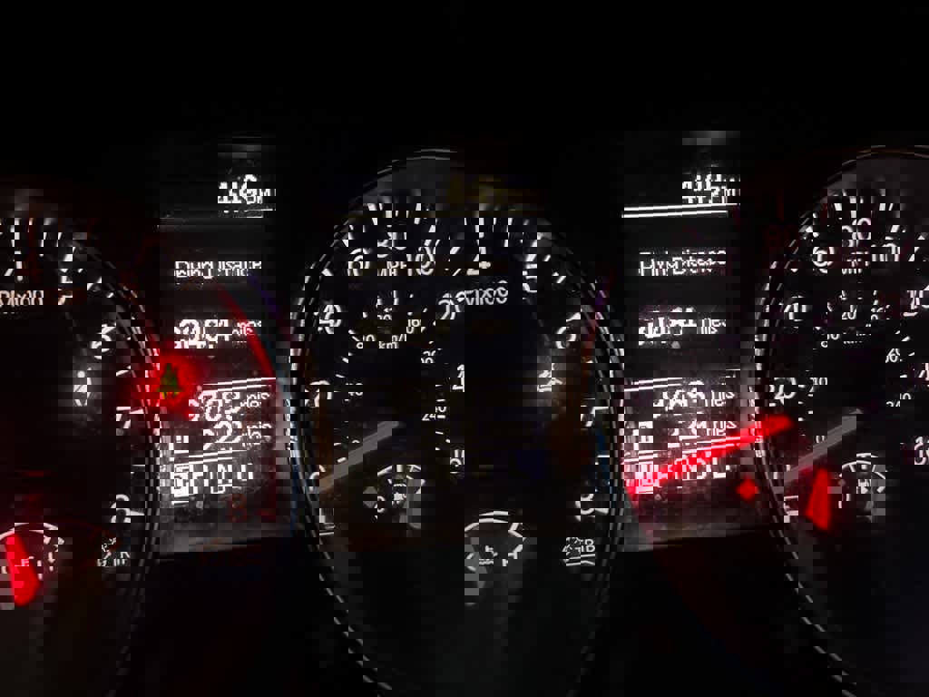 Used 2011 Nissan Rogue SV w/ SL Pkg image 24