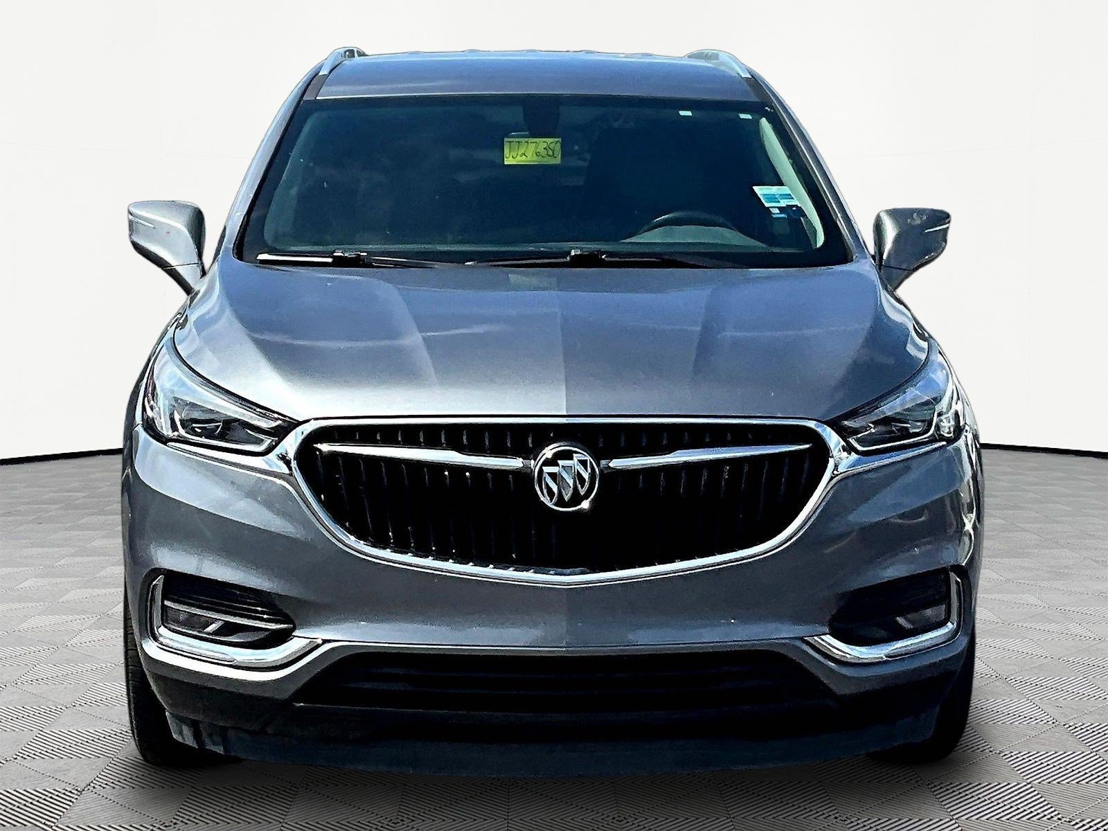 Used 2018 Buick Enclave Essence FWD image 2