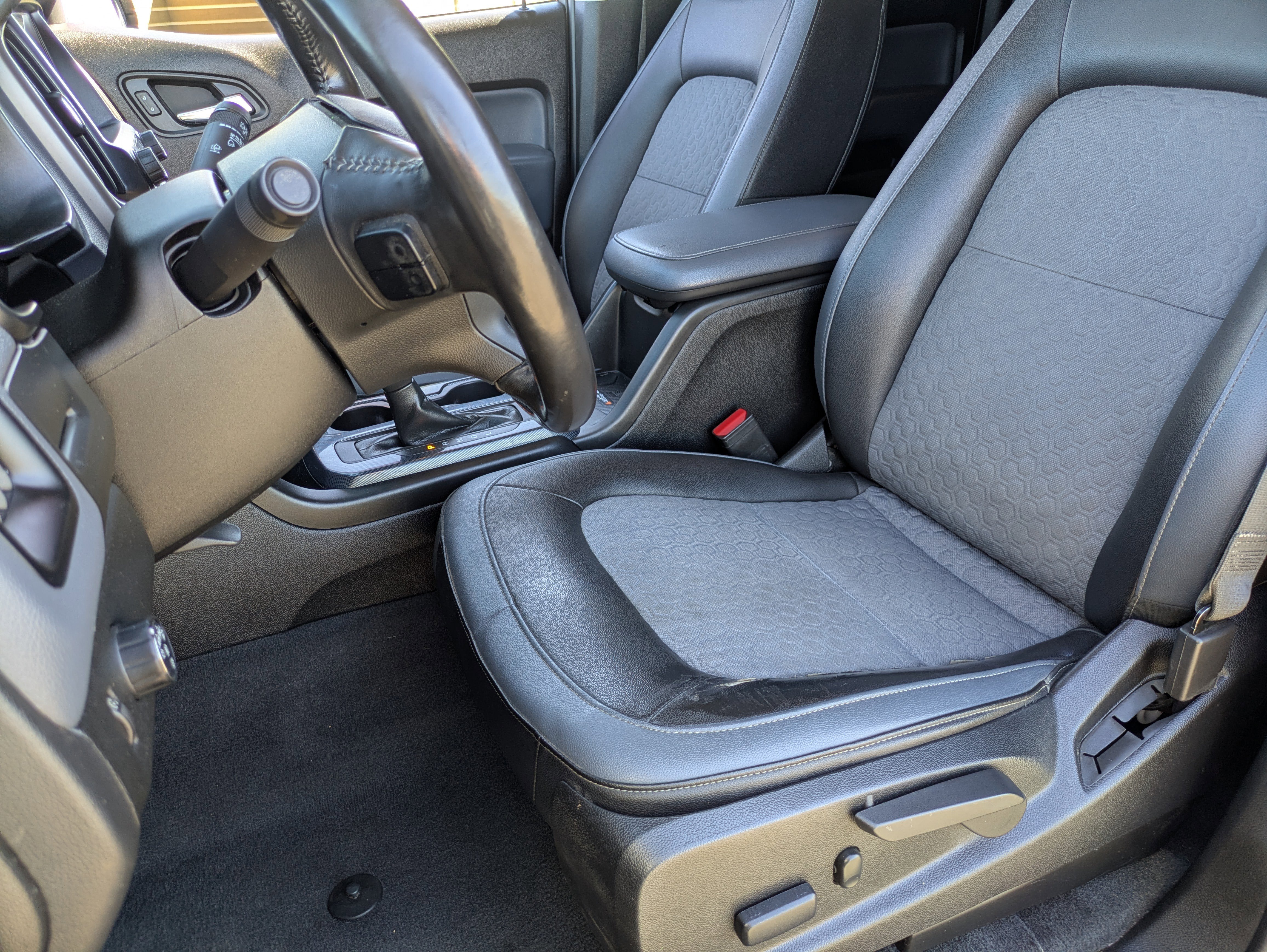 Used 2019 Chevrolet Colorado Z71 image 15