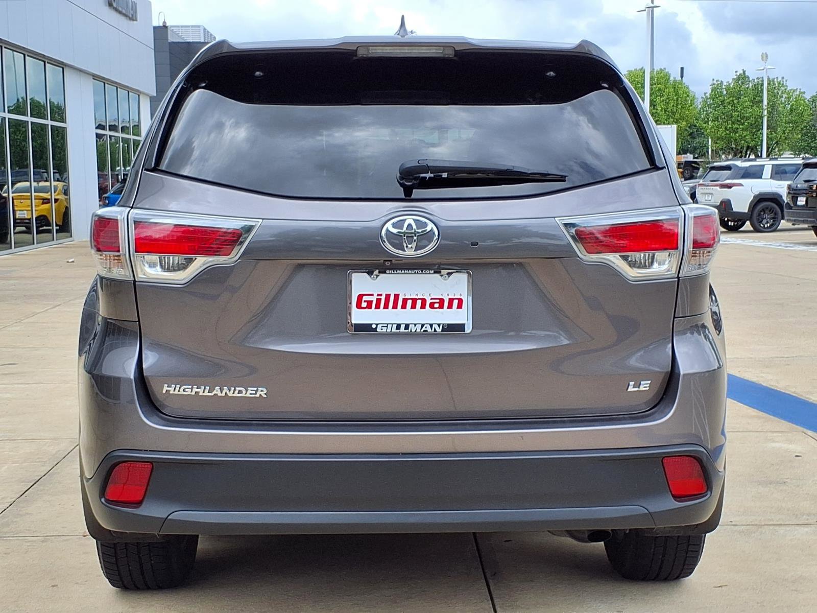 Used 2015 Toyota Highlander Plus FWD image 24