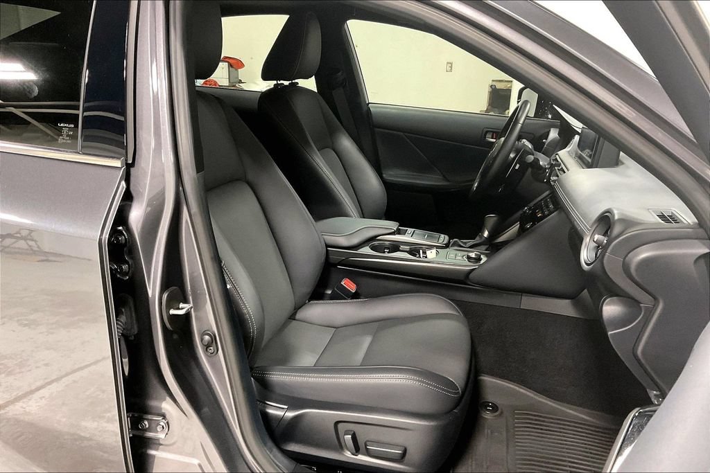 Used 2025 Lexus IS 350 F Sport w/ Accessory Package 2 RWD image 9