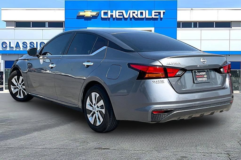 Used 2024 Nissan Altima 2.5 S FWD image 3