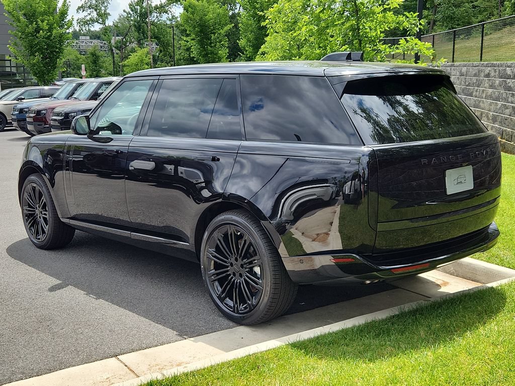 New 2026 Land Rover Range Rover Long Wheelbase SE AWD/4WD image 12
