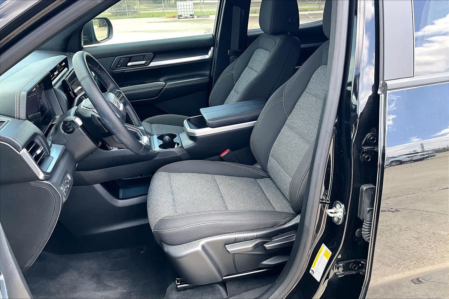 Certified 2026 GMC Terrain Elevation AWD/4WD image 10