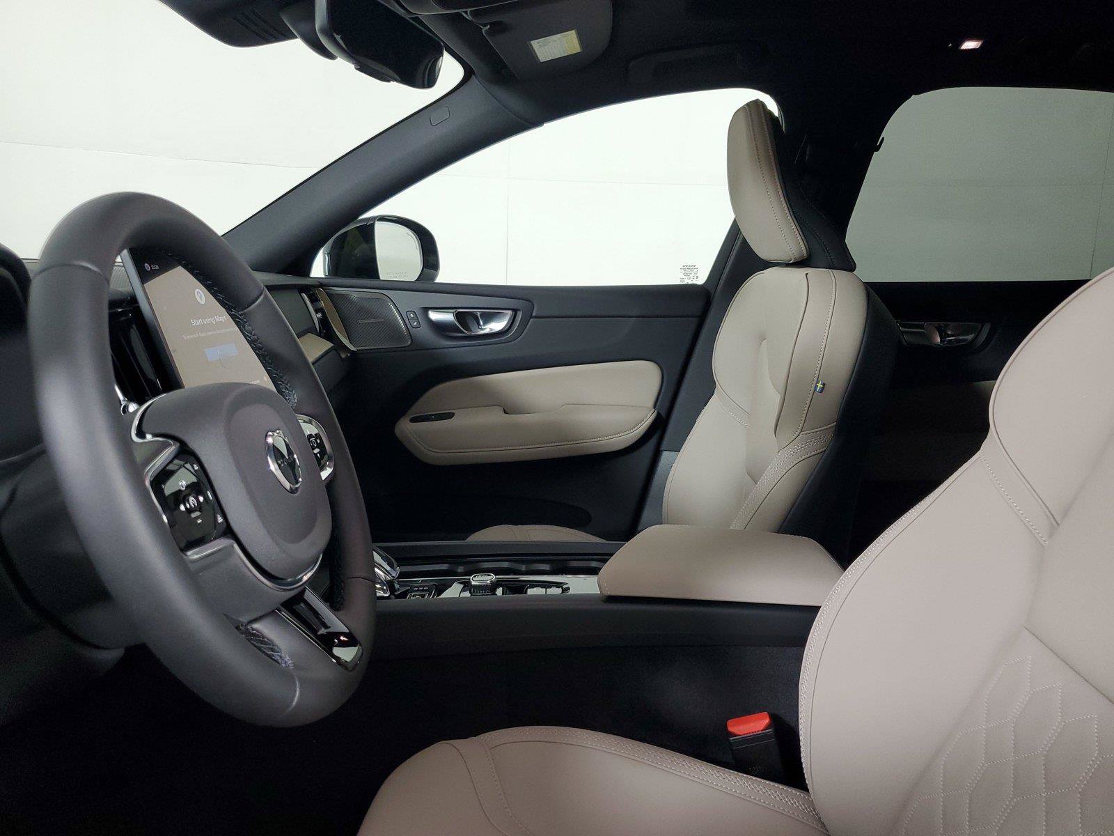 New 2026 Volvo XC60 T8 Plus w/ Protection Package Premier AWD/4WD image 22