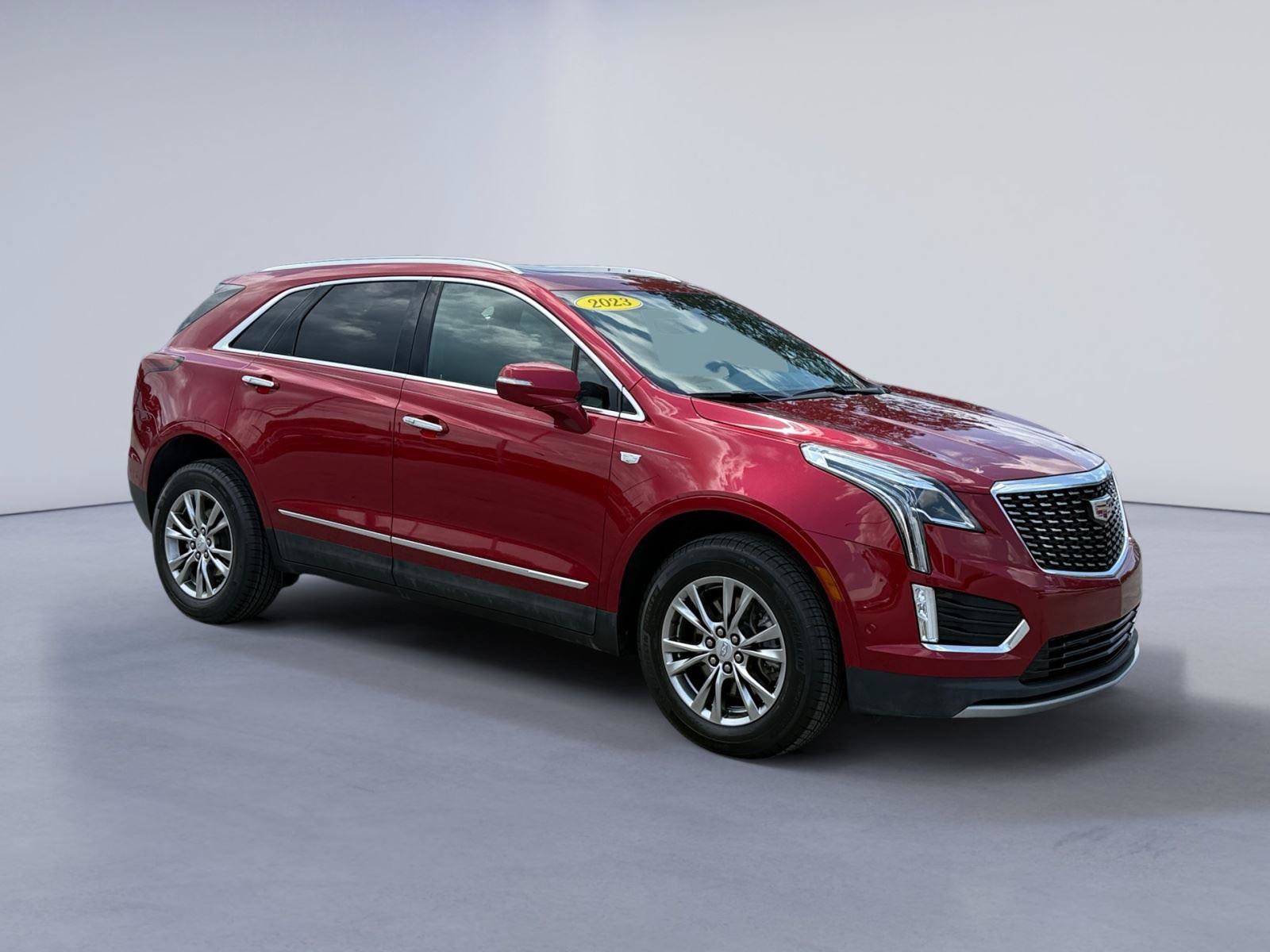 Certified 2023 Cadillac XT5 Premium Luxury w/ Technology Package AWD/4WD image 1