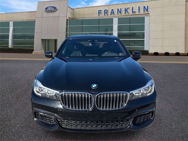 Used 2019 BMW 740i xDrive image 2
