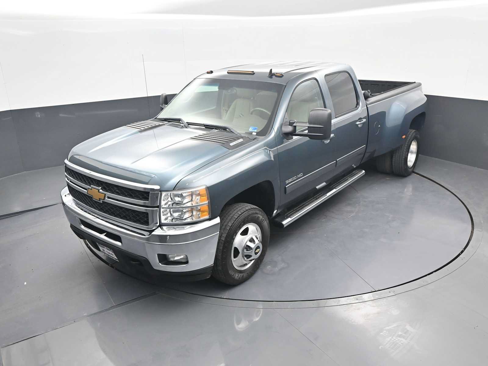 Used 2012 Chevrolet Silverado 3500 LTZ AWD/4WD image 34