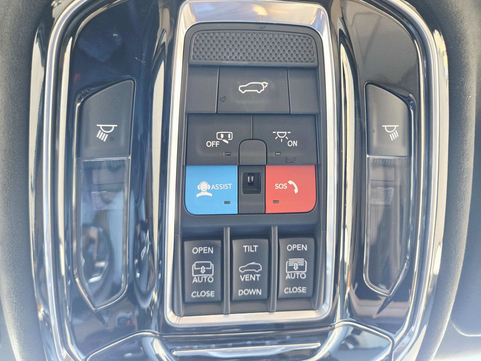 Used 2024 Jeep Grand Cherokee Summit image 37