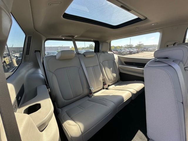 Used 2024 Jeep Wagoneer Series III w/ Premium Group I image 39