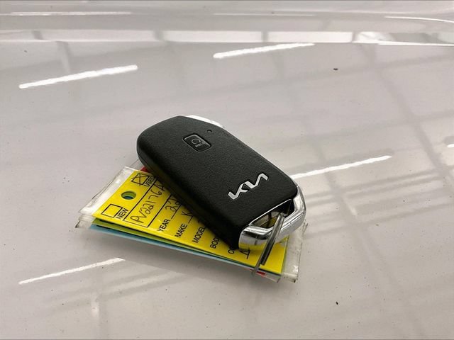 Used 2022 Kia Telluride S AWD/4WD image 9