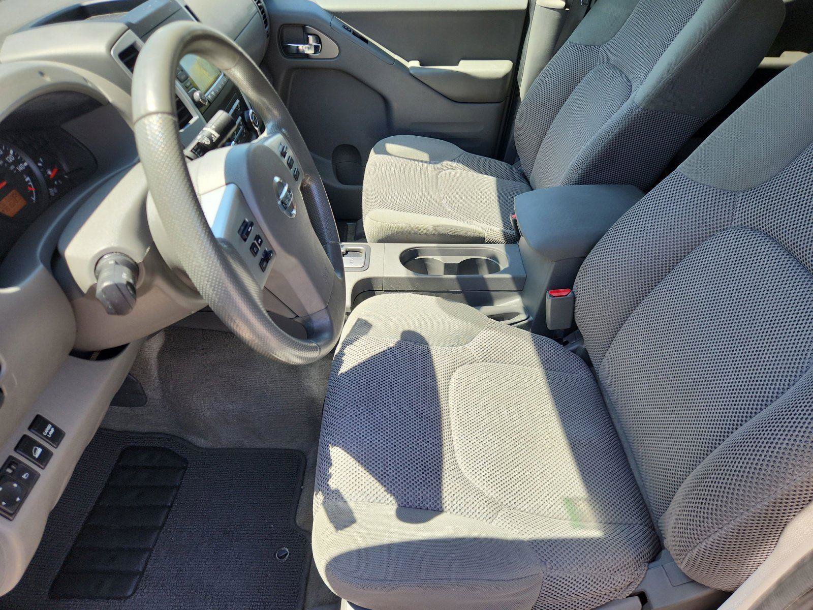 Used 2017 Nissan Frontier SV AWD/4WD image 10